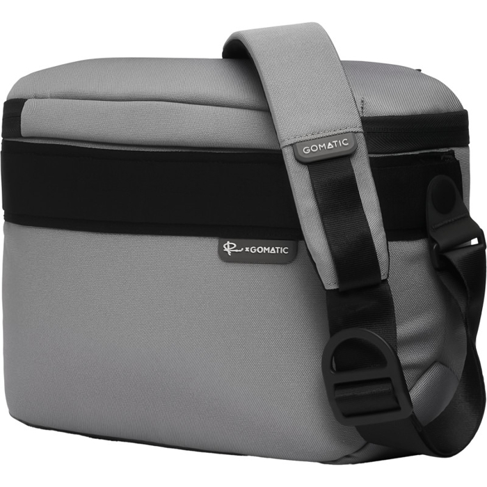 Gomatic Peter McKinnon Luma Camera Sling 12L, Stone (Šedá)