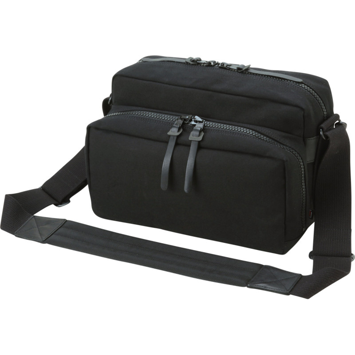 Artisan & Artist  ACAM-1000  Canvas Shoulder Bag (Černá)