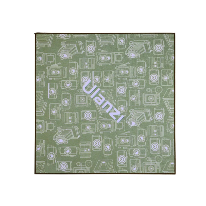 Ulanzi 17 Inch Protective Wrap   Green & Pattern