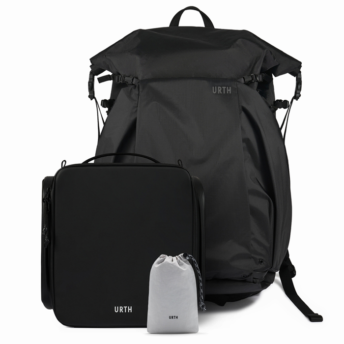 Urth Helios Outdoor Backpack 40L (Onyx) + Core Camera Cube M + Stratus Rain Cover