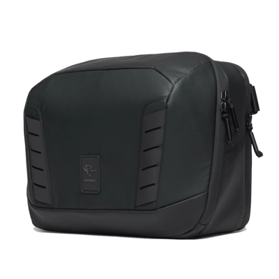 Gomatic Peter McKinnon Camera Messenger 13L (Černá)
