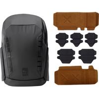 Gomatic Peter McKinnon Everyday Daypack - Bundle with extra divider (Černá)